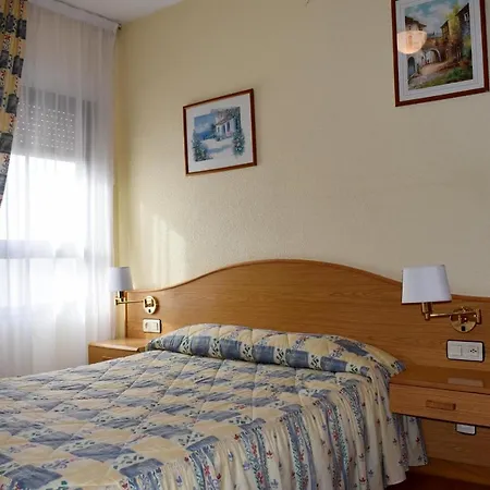 Hotel Ria De Vigo Tierra De Campos